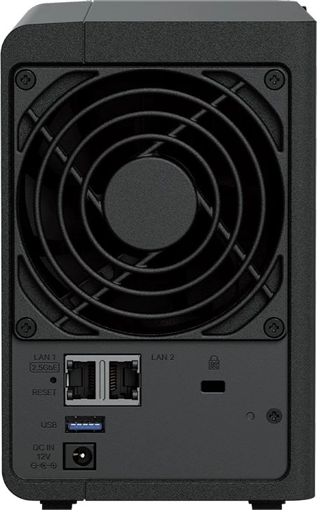 Die Synology DiskStation 225+ ist ein 2-Bay NAS aus dem Jahr 2025 - Rückansicht
